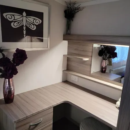 Luxury Caravan 10 Mins To Beach Kingston upon Hull Exterior photo