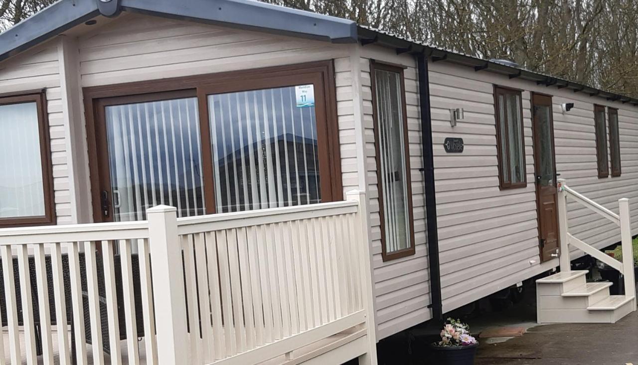 Luxury Caravan 10 Mins To *