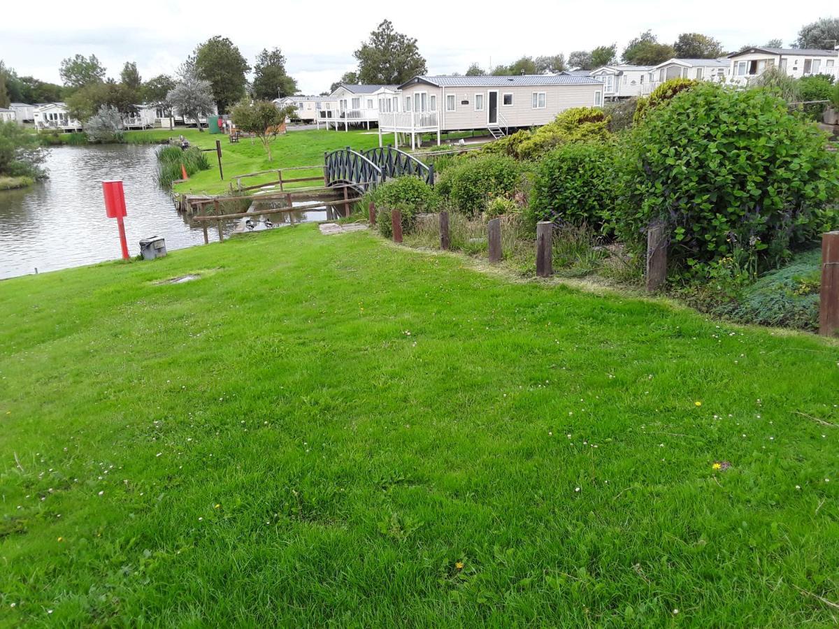 Luxury Caravan 10 Mins To *